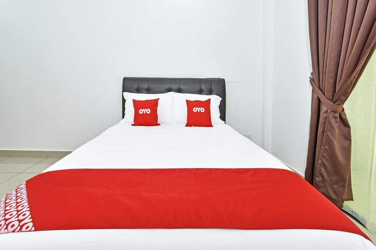 Capital O 90614 Cvia Ummul Hotel Padang Besar Εξωτερικό φωτογραφία