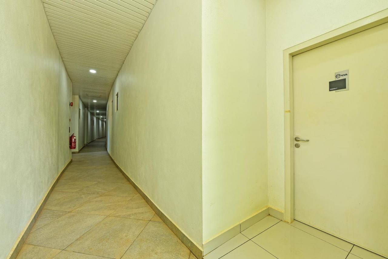 Capital O 90614 Cvia Ummul Hotel Padang Besar Εξωτερικό φωτογραφία