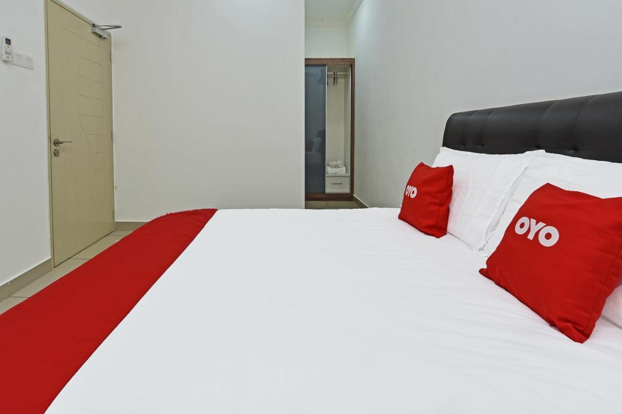 Capital O 90614 Cvia Ummul Hotel Padang Besar Εξωτερικό φωτογραφία
